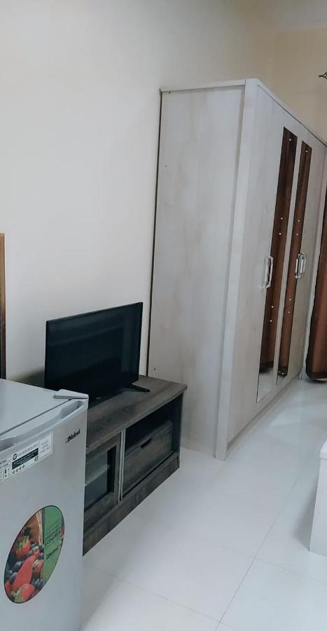 Al Khaleej Plaza Furnished Apartments Llc Ajman Bagian luar foto