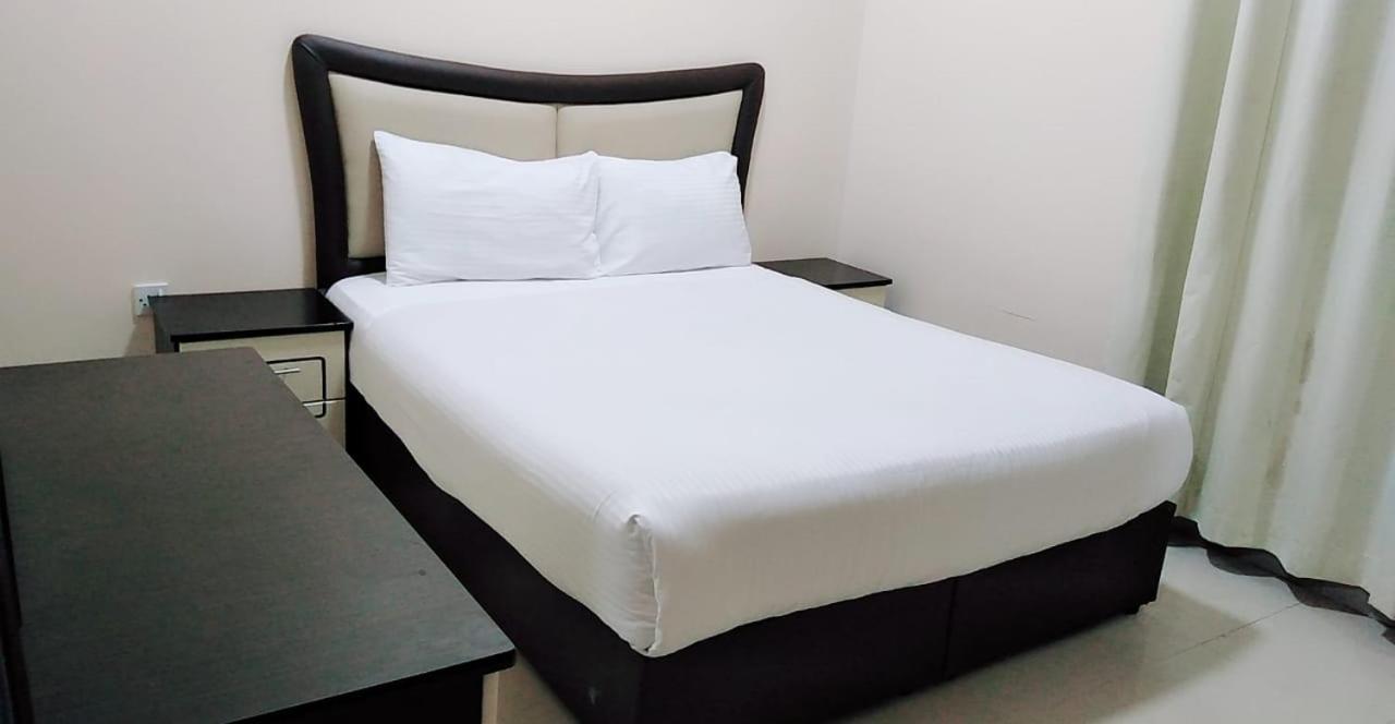 Al Khaleej Plaza Furnished Apartments Llc Ajman Bagian luar foto
