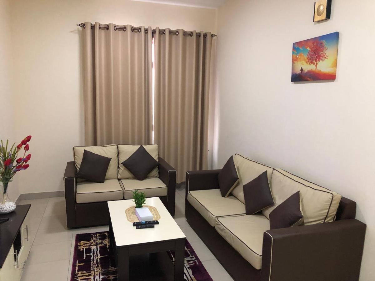 Al Khaleej Plaza Furnished Apartments Llc Ajman Bagian luar foto